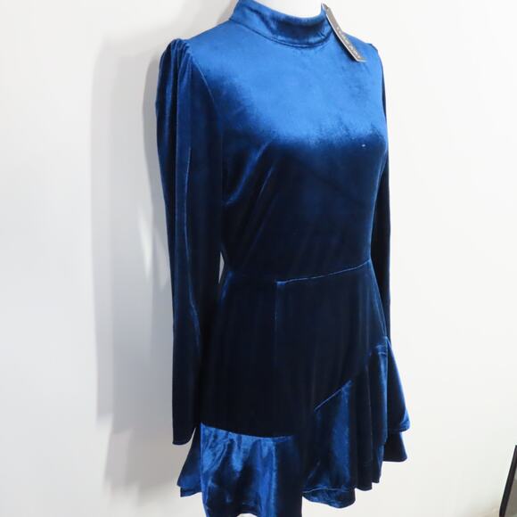 Yumi Kim Shannon Dress Mock Neck Open Back Flounce Hem Navy Velvet Medium - Picture 2 of 9